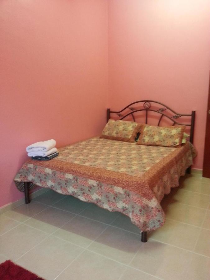 Yasmeen Homestay Kemaman Chukai Экстерьер фото