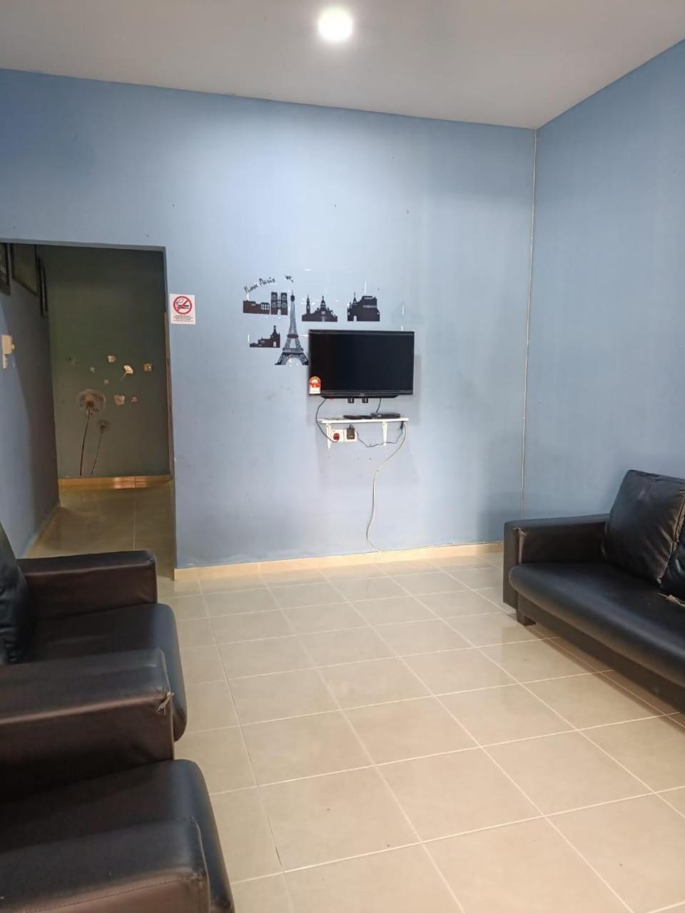 Yasmeen Homestay Kemaman Chukai Экстерьер фото