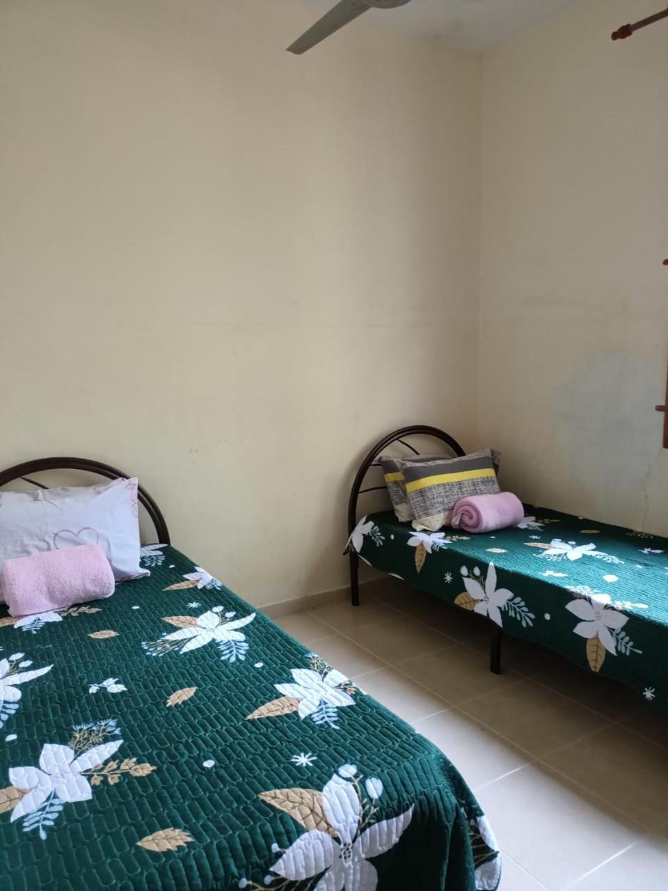 Yasmeen Homestay Kemaman Chukai Экстерьер фото